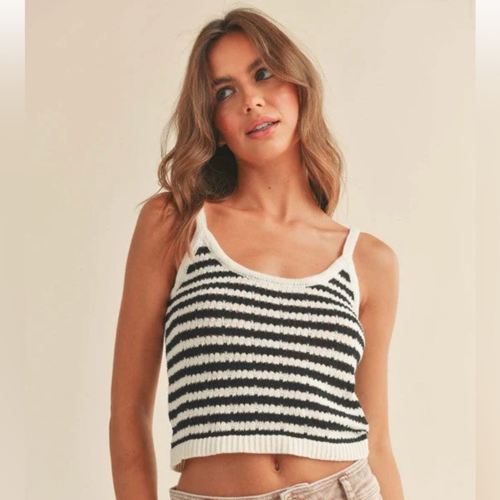 NWT Miou Muse Crochet Black and White Tank